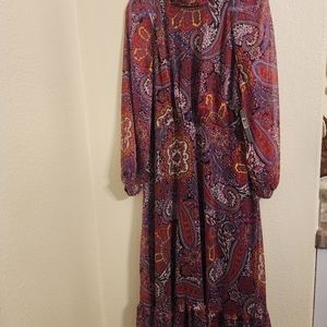 NWT Tahari ASL Paisley Print Chiffon